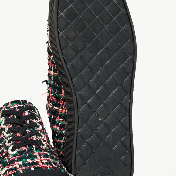 Chanel Cap Toe Pearl Embellished Tweed Shoes - Picture 5 of 13